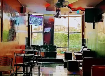 RUNAS Pub Karaoke Restobar