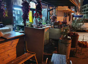 Bar Ezzit