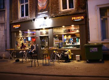 belgium/namur/bar/little-bitu