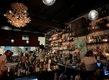 connecticut/bear-mountain/bar/conspiracy