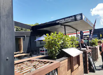 Groper Garage Bar & Restaurant