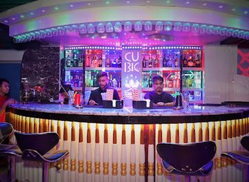 nepal/kathmandu/pashupatinath/bar/cubic-club