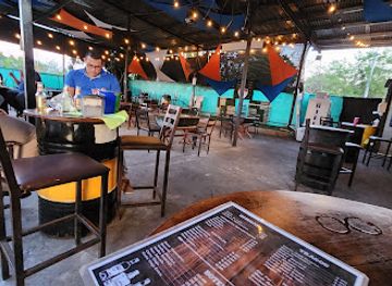 panama/chiriqui-highlands/bar/los-barriles-foods-drinks