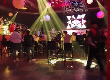 tunisia/the-dahar-mountains/bar/platinum-metalika-sousse