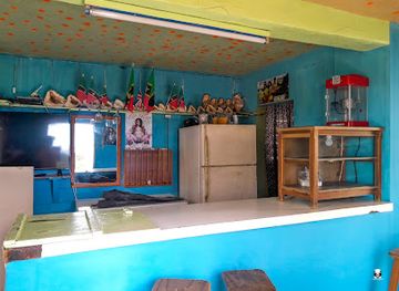 saint-kitts-and-nevis/saint-mary-cayon-parish/bar/sea-world-bar