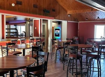 new-hampshire/grafton-county/bar/the-edge-of-town-tavern