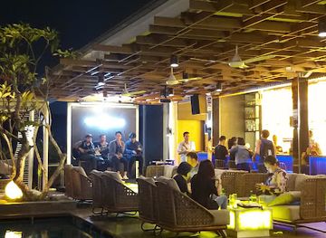 indonesia/banten/bar/sixth-sense