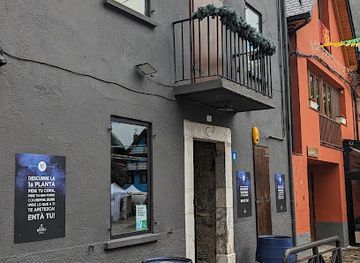 spain/aiguestortes-i-estany-de-sant-maurici-national-park/bar/de-net