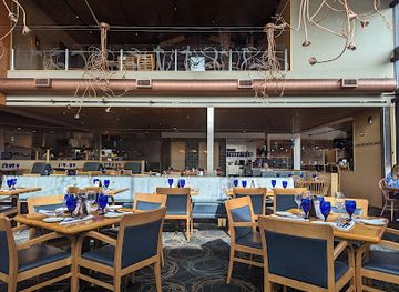 oregon/smith-rock-state-park/bar/anthony-s-at-the-old-mill-district