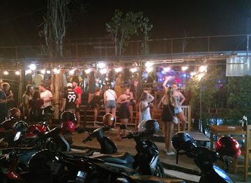 thailand/nakhon-si-thammarat/bar/roots