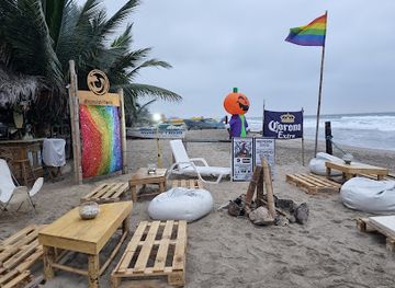 ecuador/ayampe-beach/bar/merman-beach-club