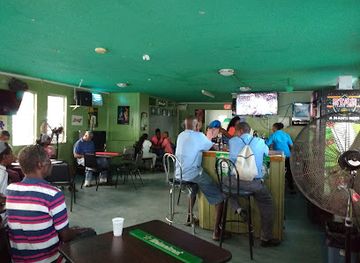 barbados/oistins/bar/balcony-bar