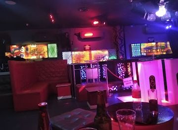 nigeria/lagos/ikeja/bar/2g1-club