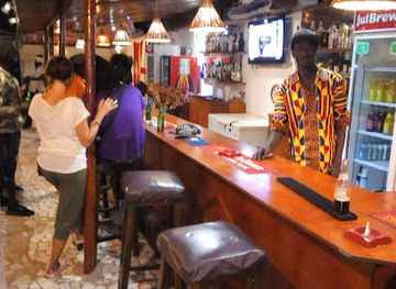 the-gambia/jokadu/bar/gt-s-bar-restaurant