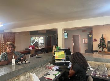 gabon/ogooue-maritime-province/bar/les-deux-chacoux