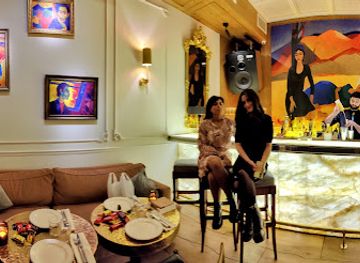 armenia/yerevan/bar/minas-cocktail-room