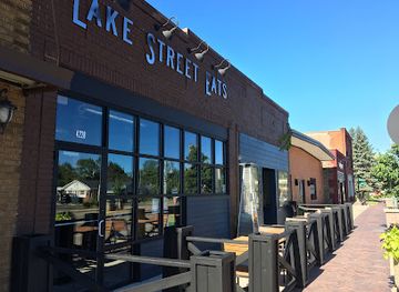 michigan/warren-dunes-state-park/bar/lake-street-eats