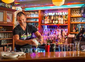 massachusetts/provincetown/bar/shipwreck-lounge