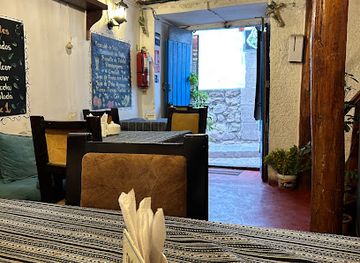 peru/inca-trail/bar/apu-inka-peruvian-restaurant