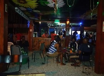 ghana/kusaug/bar/de-curve-pub-dodowa
