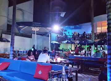 cameroon/kalamaloue-national-park/bar/circle-club