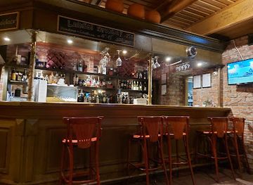 latvia/liepaja/bar/bar-bruno