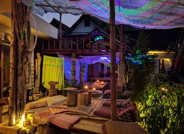 thailand/pai/bar/spirit-bar-jewelry