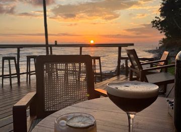sri-lanka/knuckles-mountain-range/bar/hotel-de-uncles