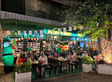 philippines/bohol/bar/paddy-s-irish-beer-pub-and-restaurant
