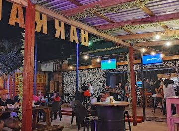 honduras/la-ceiba/bar/barrachos-bar-wings