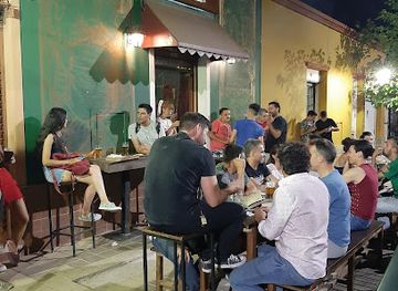 argentina/mendoza/maipu/bar/viejo-richard-s-friends