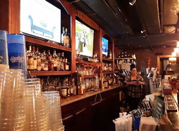 kentucky/northern-kentucky/bar/papa-s-bourbon-and-beer-house