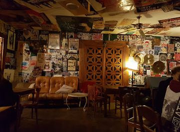 france/pyrenees/bar/celtic-pub