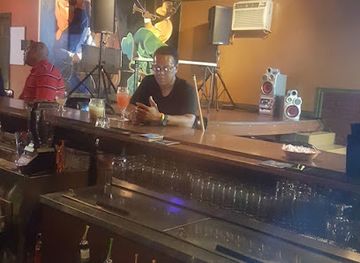 ohio/youngstown/bar/topsy-s-lounge