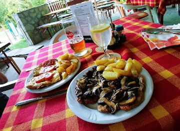 hungary/southern-transdanubia/bar/julius-borozo