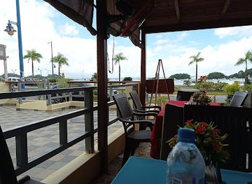 dominican-republic/samana/bar/cafe-italia-restaurant-bar-by-waterfront-samana