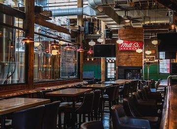 canada/toronto/distillery-district/bar/mill-street-brewpub-distillery-district-toronto