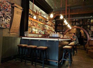 australia/melbourne/fitzroy/bar/black-pearl