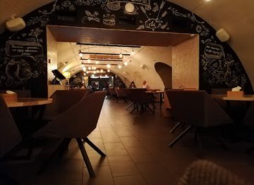 ukraine/kharkiv/constitution-square/bar/farsch-smooth-diner