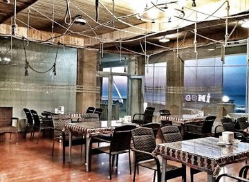 azerbaijan/mugan-plain/bar/ulduz-restoran-and-pub