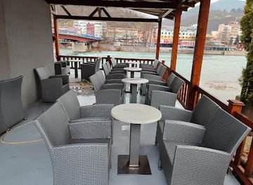 bosnia-and-herzegovina/bosnian-podrinje-canton/bar/caffe-bar-drina