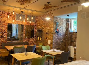 czechia/karlovy-vary/bar/loft-bar-breakfast