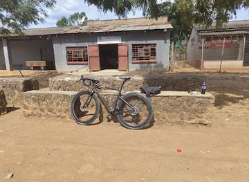 zimbabwe/matabeleland-south/bar/siphilanzima-bar