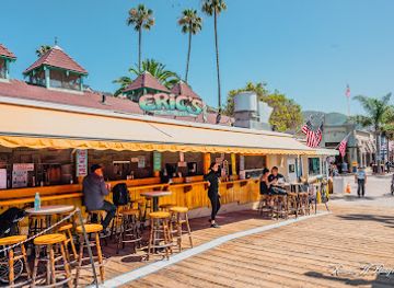 california/santa-catalina-island/bar/eric-s-on-the-pier