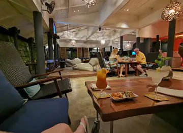 Reef Bar