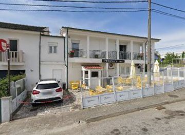 portugal/chaves/bar/holliday-s-bar