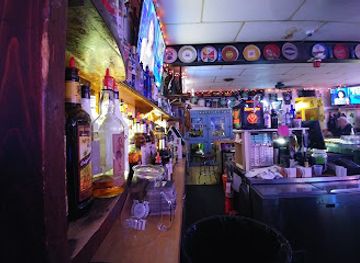 illinois/shawnee-hills/bar/uptown