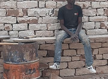 mali/inner-niger-delta/bar/restaurant-damou