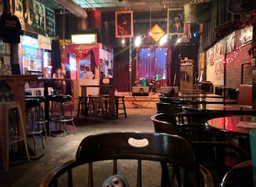 canada/winnipeg/bar/high-and-lonesome-club