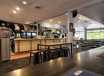 new-zealand/tasman/bar/turf-hotel